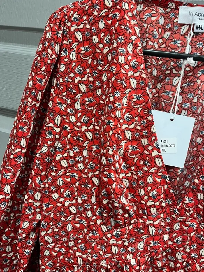 Robe fleurie rouge - photo numéro 2