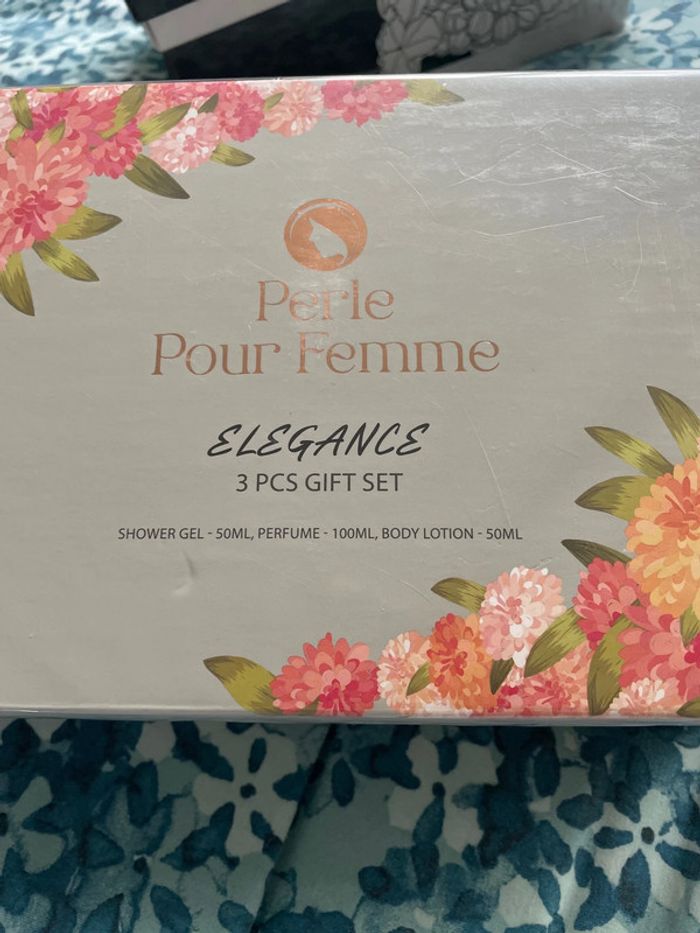 Coffret trois pièces perles pour femme Élégance - photo numéro 2