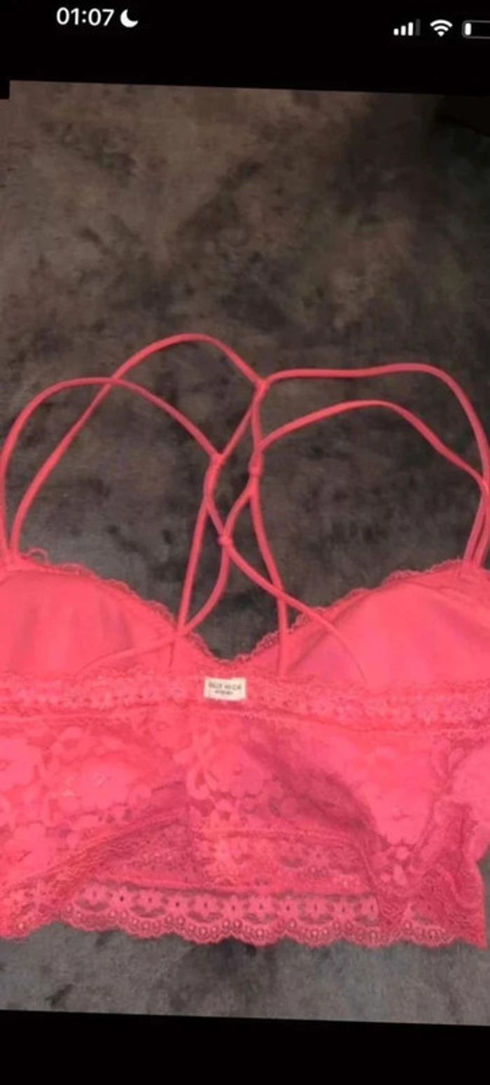 Soutien-gorge - photo numéro 4