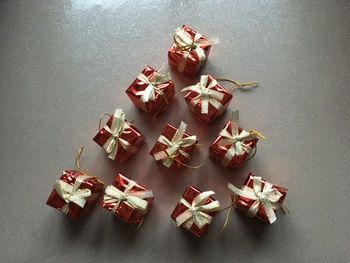 Lot de 10 paquets cadeaux