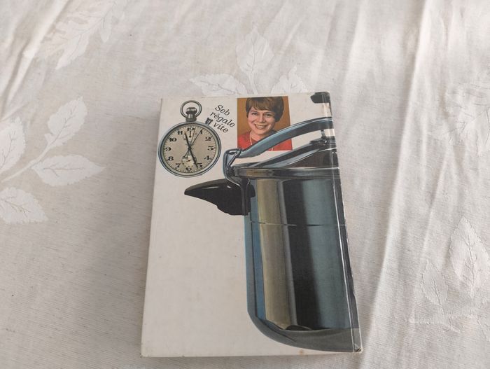 Livre 300 recettes seb vintage - photo numéro 2