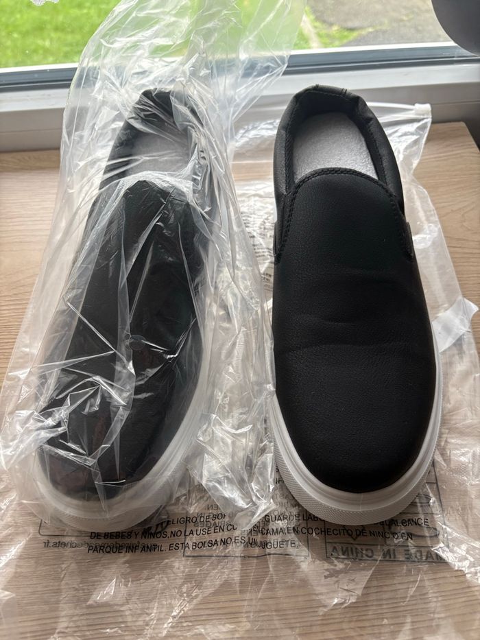 Chaussures Homme Taille 40 Neuf