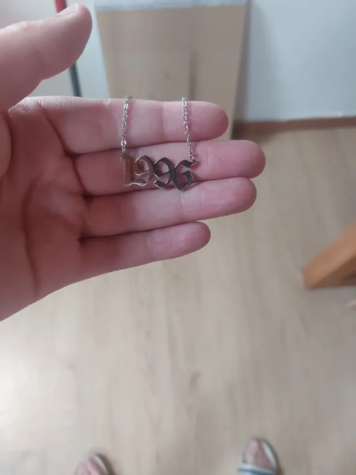 Collier argenté 1996
