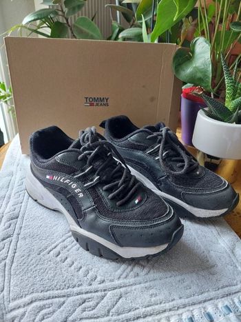 Tommy Hilfiger- Baskets en 44