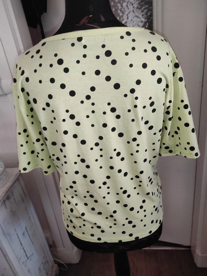 T-shirt jaune à pois - photo numéro 4