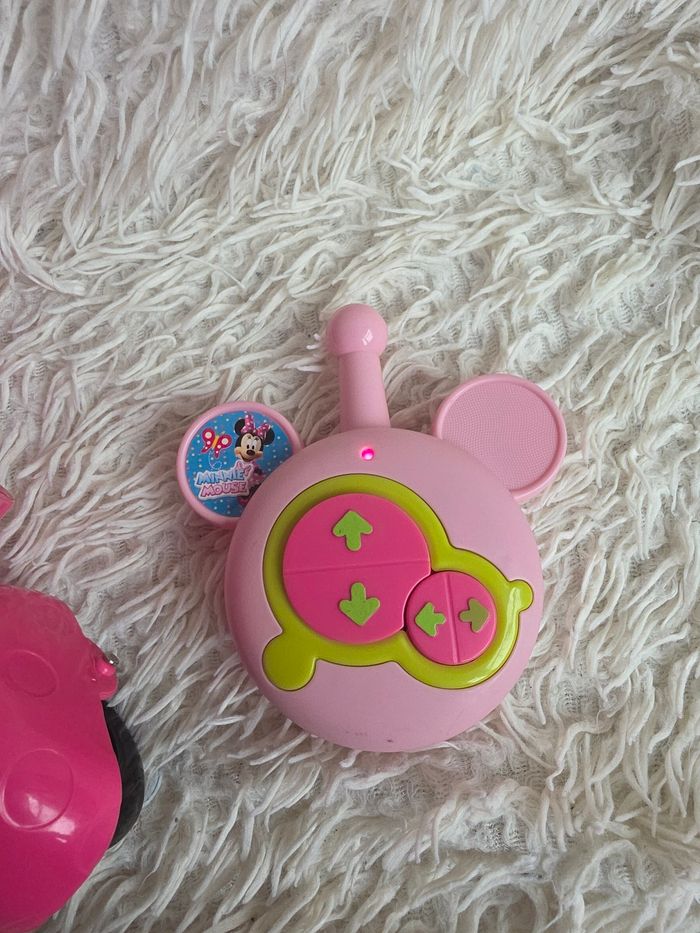 Voiture / scooter / moto télécommandé disney minnie mouse disneyland paris - photo numéro 2