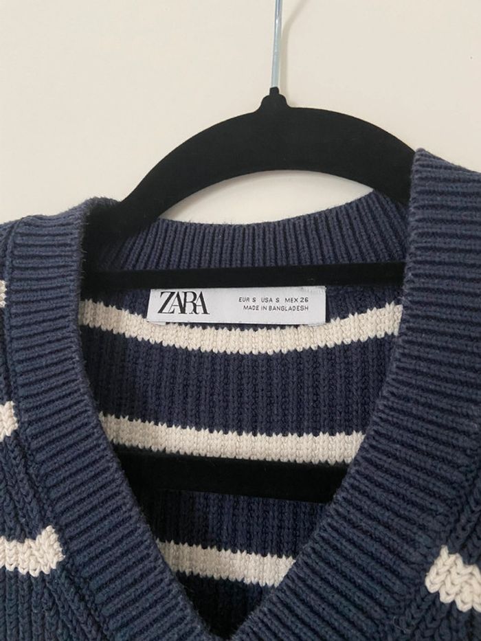 Pull sans manche marinière col V - photo numéro 2