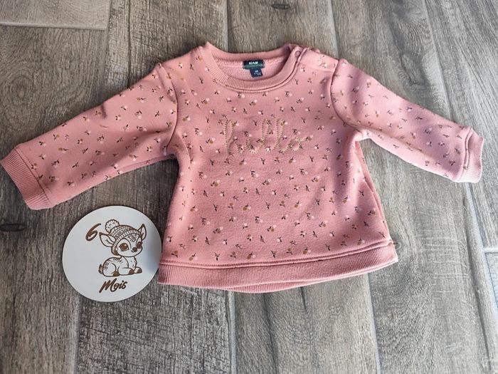 Magnifique pull à Feurs Hello doré 🤟