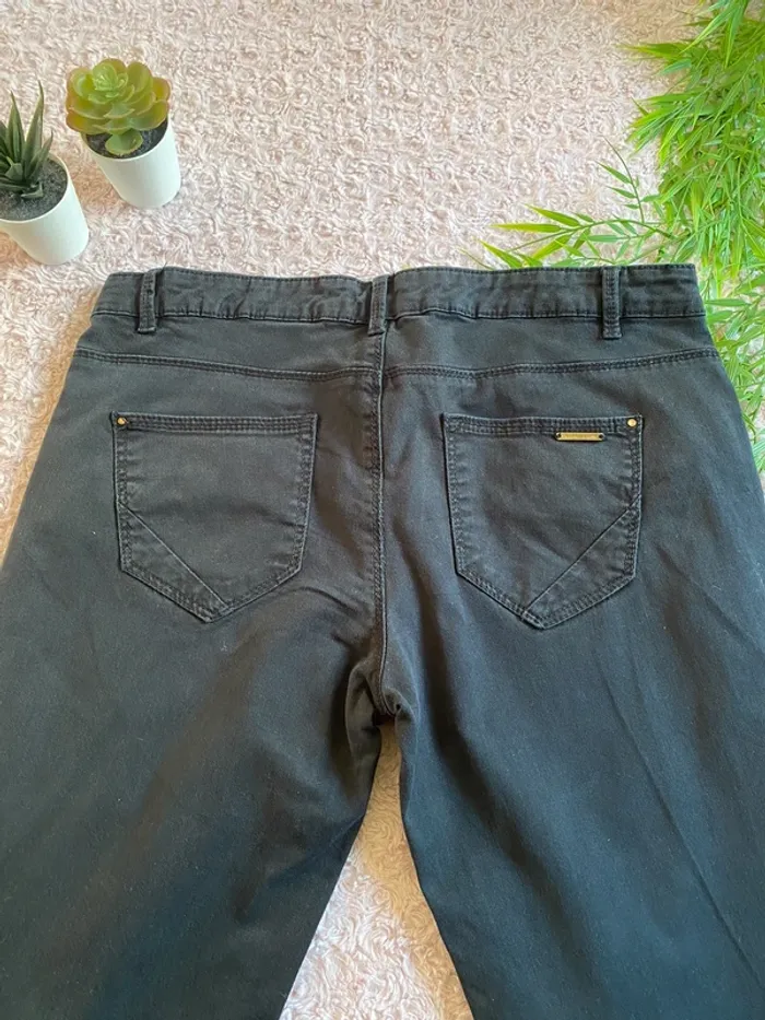 Pantalon noir - photo numéro 5