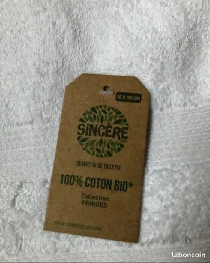 Lot de 2 Serviettes de toilette 50x100 cm Sincere en coton bio blanc neuf avec leurs étiquette - photo numéro 3