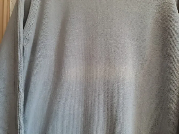 Pull homme gris cargo L décoloration de pliage car rarement porté prix mini - photo numéro 2