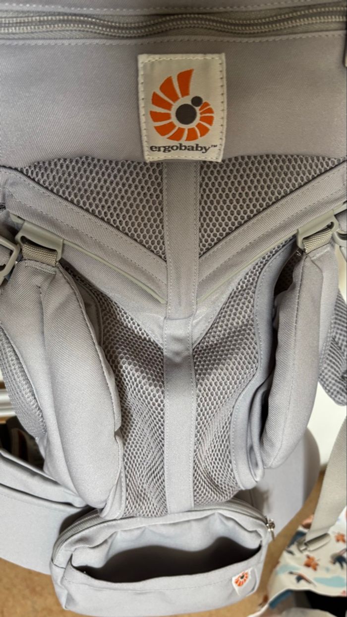 Porte bébé ErgoBaby 360 air mesh - photo numéro 3
