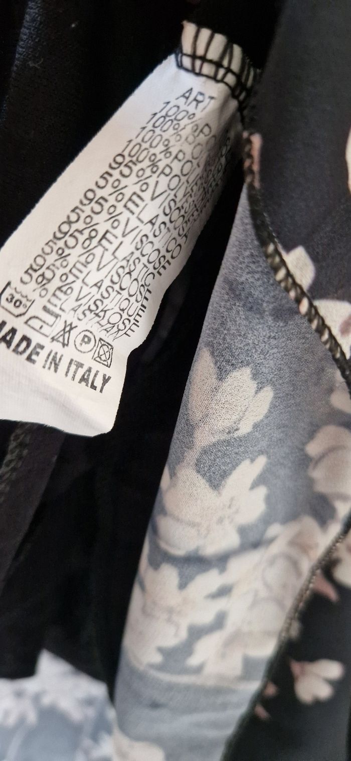 Robe fluide a motif taille M - photo numéro 8
