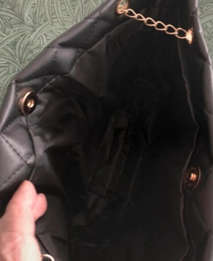 Sac à mains matelassé noir / cabas / fourre tout - photo numéro 4