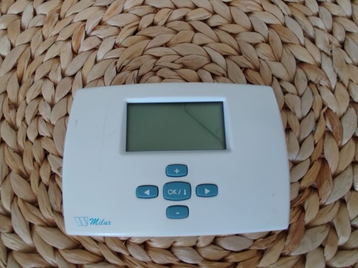 Boitier commande thermostat chauffage Milux