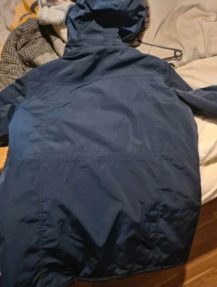 Vends manteaux hiver bleu marine - photo numéro 4