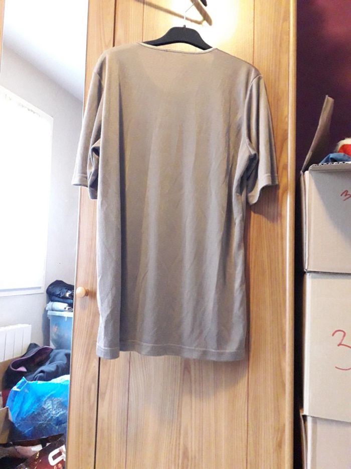 Tee shirt pailleté - photo numéro 2