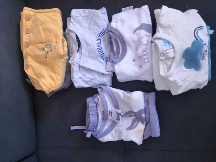 Vêtements bébé 1mois - photo numéro 8