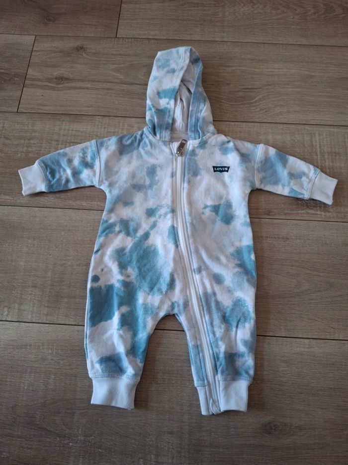 Combinaison levis 3 mois neuve