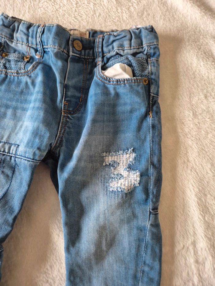 Lot 2 jeans 18 mois - photo numéro 3