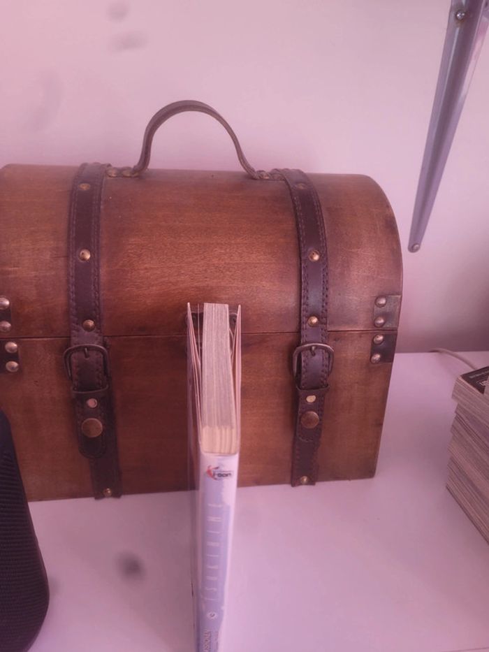 Manga Tsukihime/Tsukihimé tome 9 - photo numéro 6