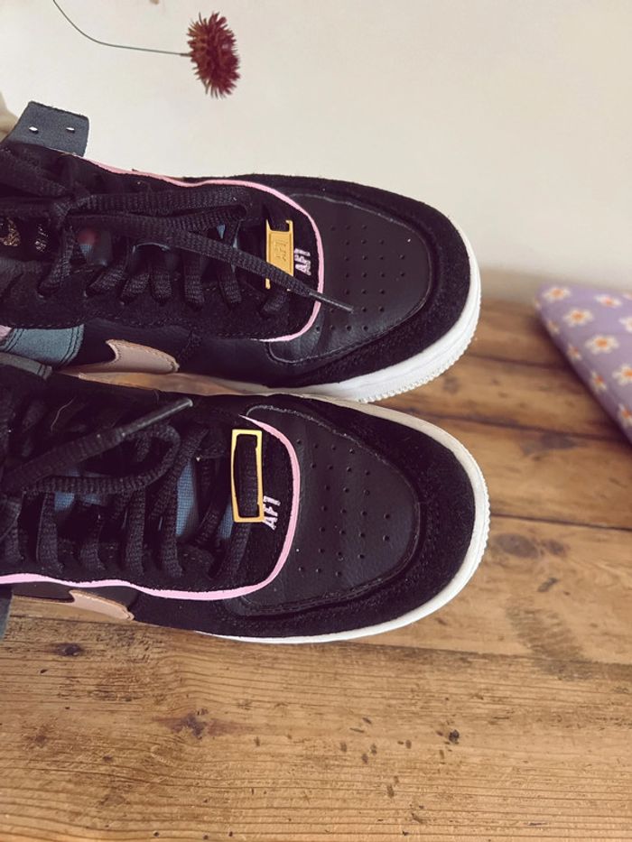Baskets Nike air force 1 noires et multicolore 37,5 - photo numéro 6
