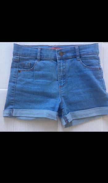Short en jeans fille 7 ans NEUF