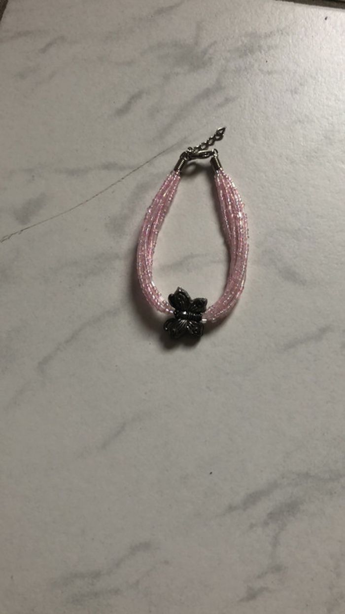 Bracelet motif papillon