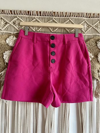 Short rose taille 36 NEUF