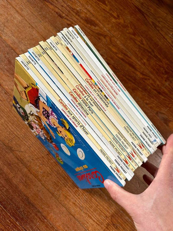 Lot de 16 livres Caroline vintage Pierre Probst bd album années 90 blancs - photo numéro 3