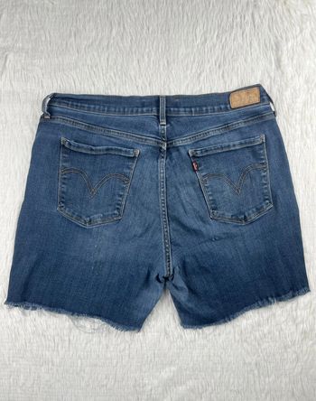 Short en jean Levi’s 505 coupe droite straight leg bleu FR40 taille L femme women vintage