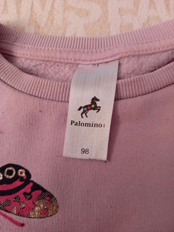 Sweat papillon 🦋 en 2 ans Palomino - photo numéro 3