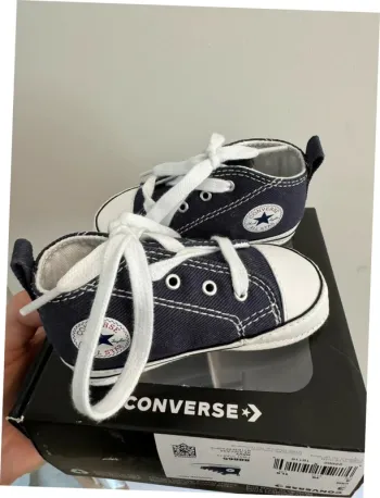 Converse bébé