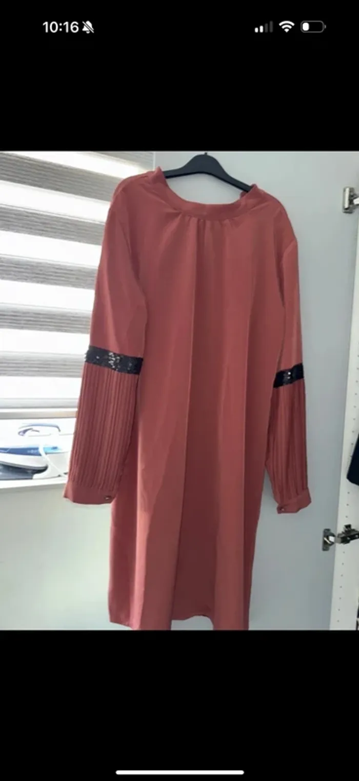 Magnifique robe taille 44 tres bonne etat - photo numéro 3