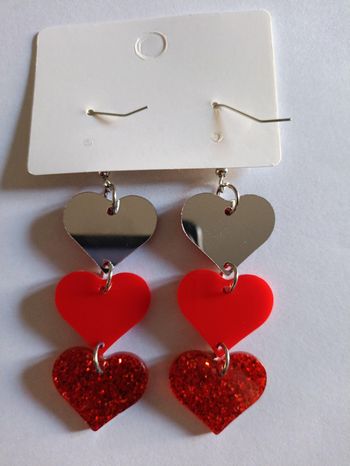 boucles d'oreilles triple coeur rouge 