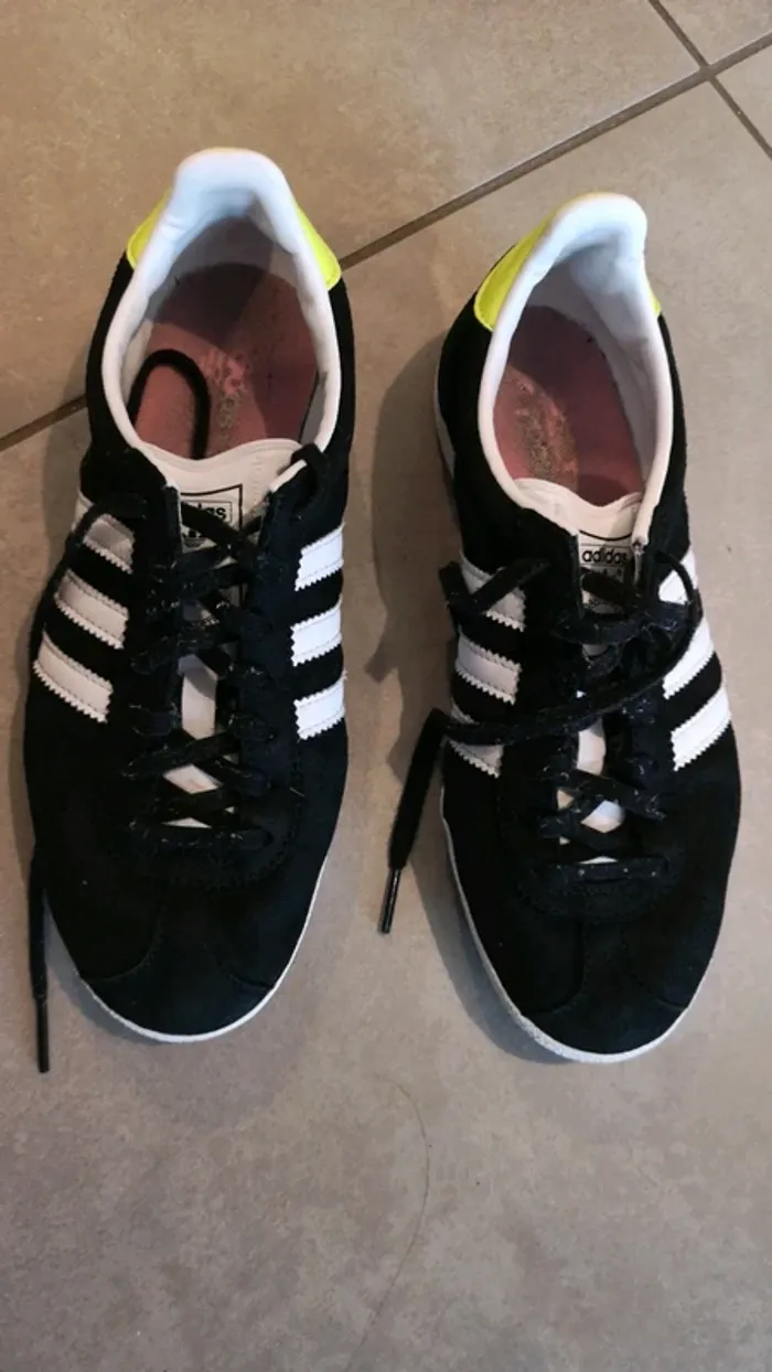 Baskets adidas