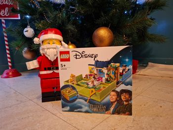 LEGO Disney™ 43220 - Les aventures de Peter Pan et Wendy dans un livre de contes