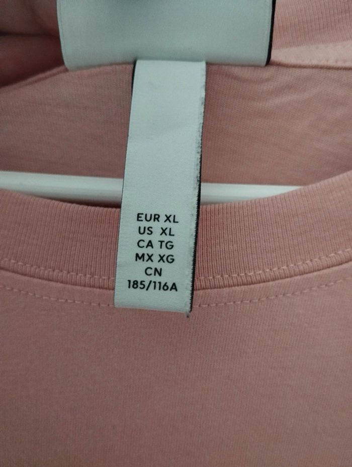 🥥Tee-Shirt Unisexe Rose Pastel H&M Taille XL🥥 - photo numéro 12