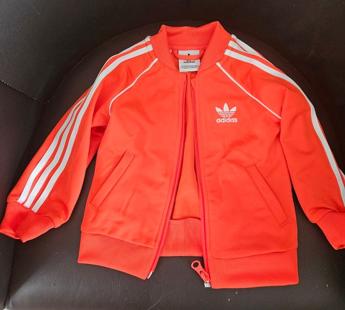 Ensemble Adidas 6-9 mois - photo numéro 2