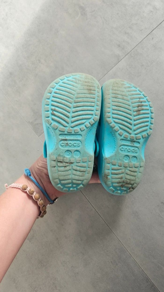 Crocs bleu - photo numéro 2
