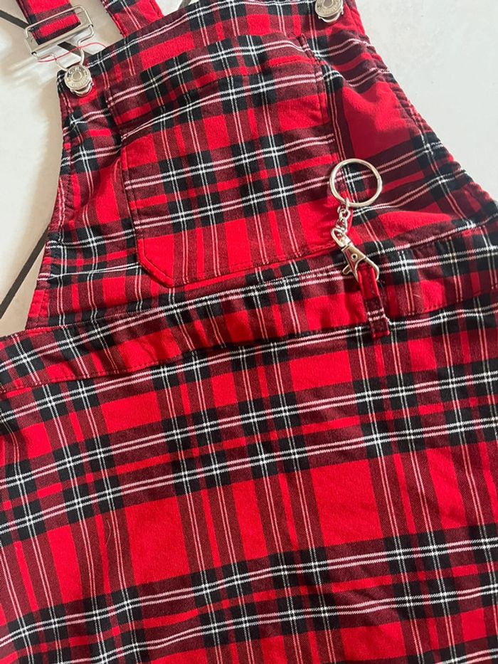Salopette à carreaux - photo numéro 5