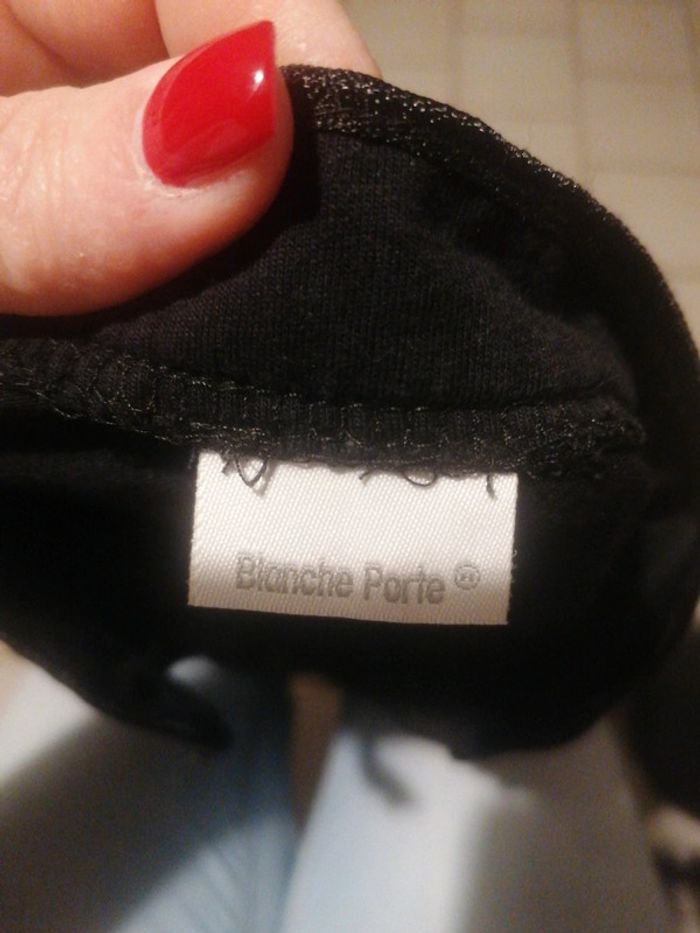 T-shirt taille 42/44 - photo numéro 3