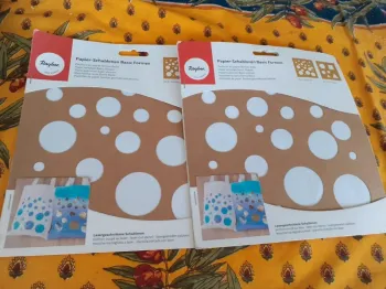 lot de pochoir papier