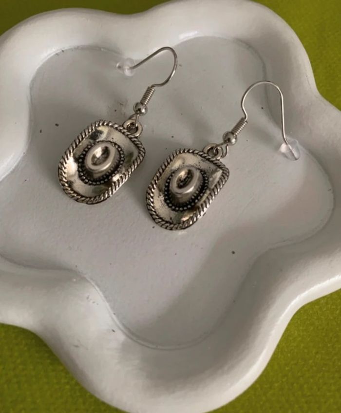 Boucles d’oreilles chapeau cowboy style country en alliage argenté - photo numéro 5
