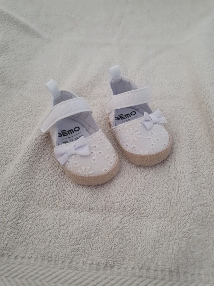 Chaussures mariage baptême Gémo 0-3 mois neuve