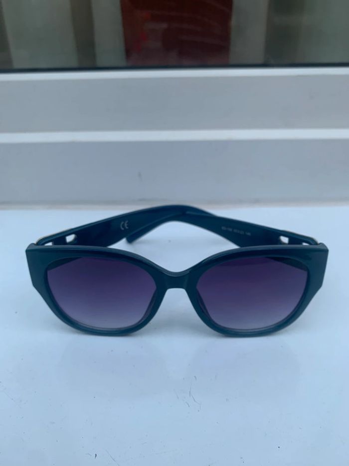 Lunettes Soleil bleu 🍭🍭