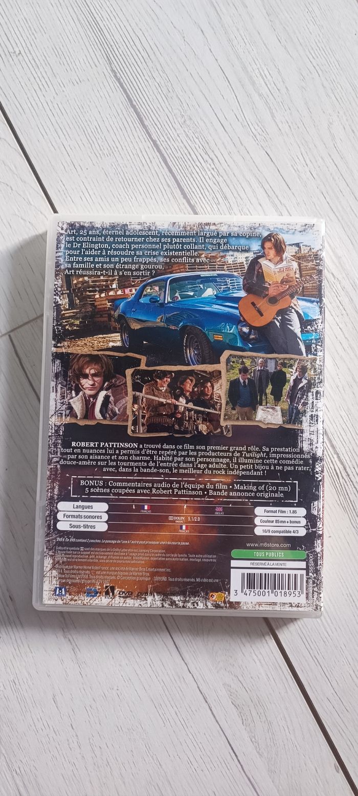 💿 DVD How to be 💿 - photo numéro 2