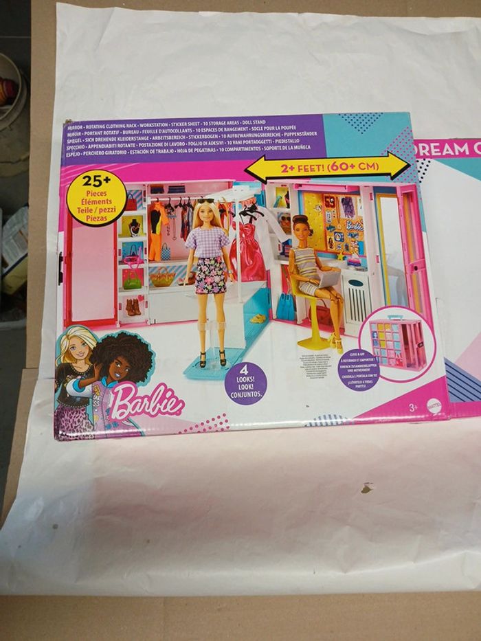 Dressing Barbie
