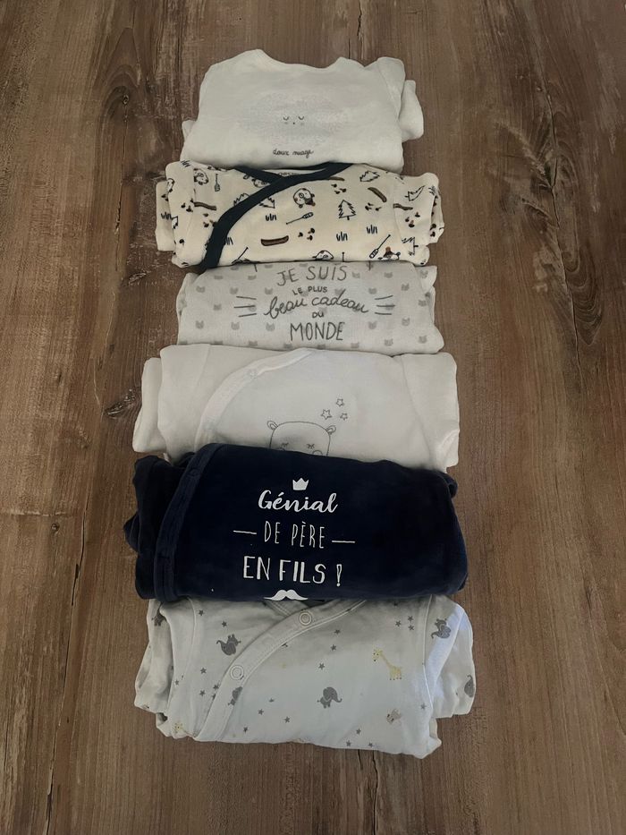 Lot de pyjamas 3 mois - photo numéro 2