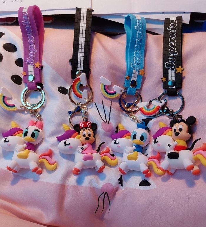 Porte-clés disney avec poney licorne